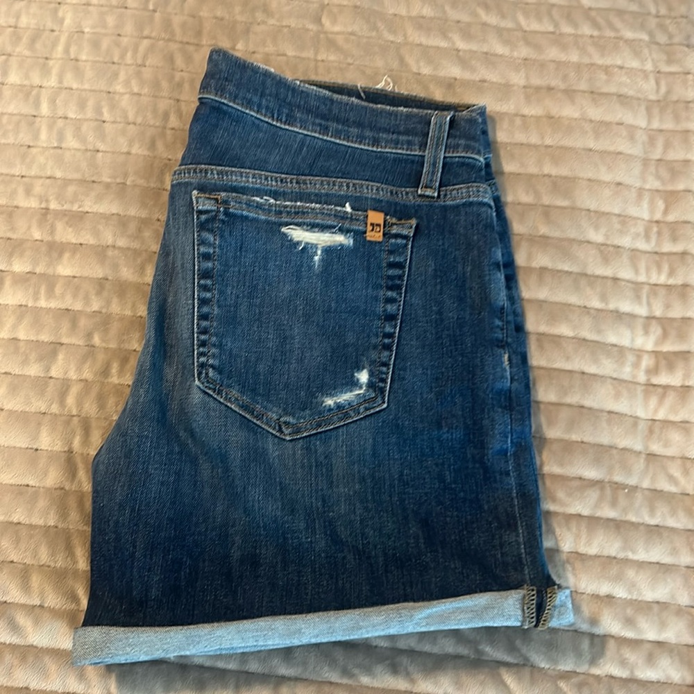 Joe’s Jeans Shorts, size 30 - like New!